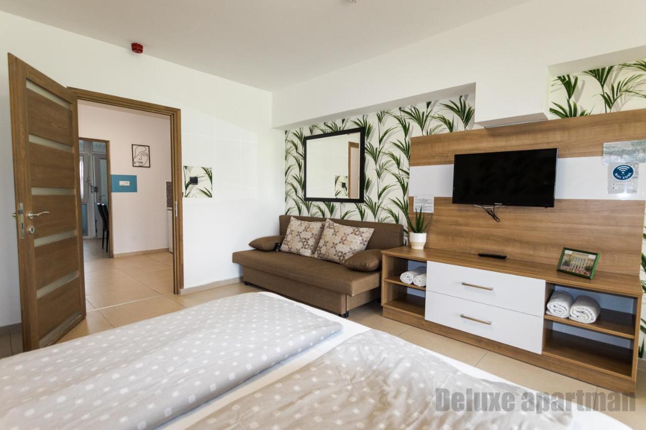 Tisza Gyoengye Apartmanok Seghedin Exterior foto